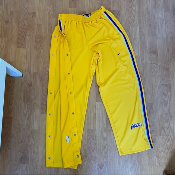 Vintage Nike Men’s Authentic LA Lakers Logo Tear Away Warm Up Pants Size XL